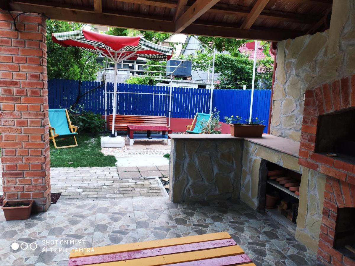 Guesthouse Mery Kobuleti Bagian luar foto