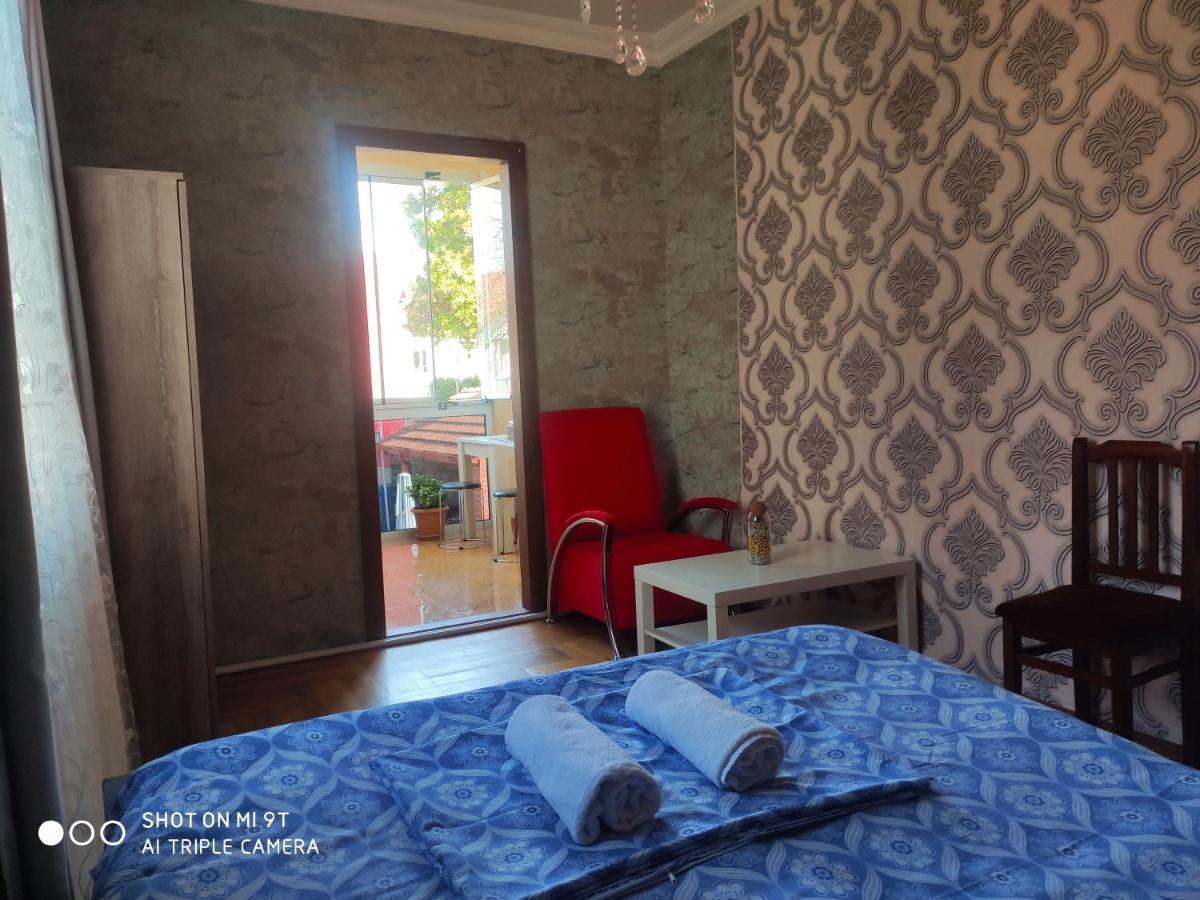 Guesthouse Mery Kobuleti Bagian luar foto