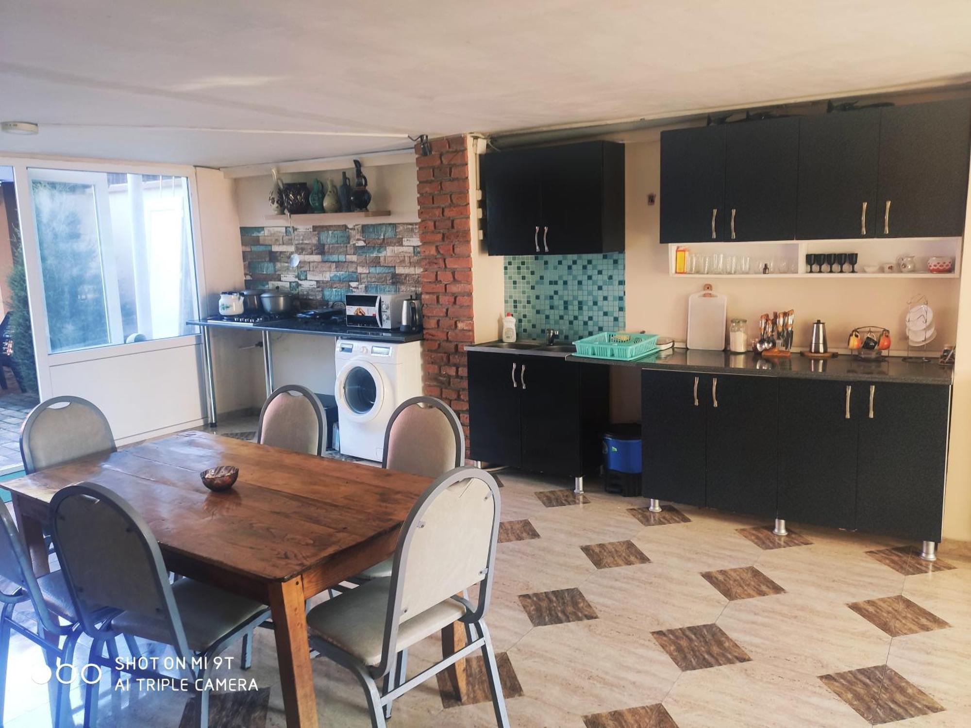 Guesthouse Mery Kobuleti Bagian luar foto