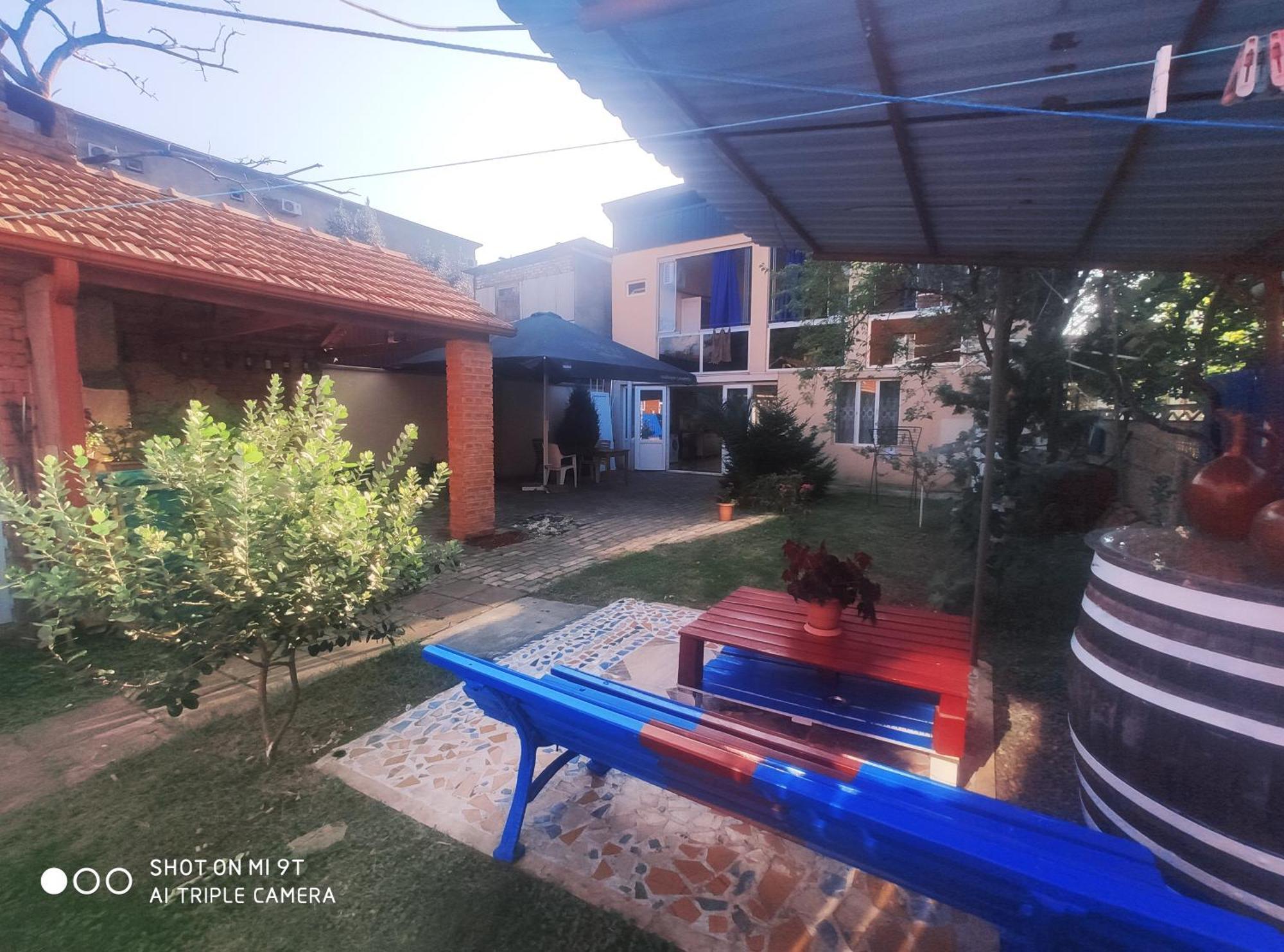 Guesthouse Mery Kobuleti Bagian luar foto