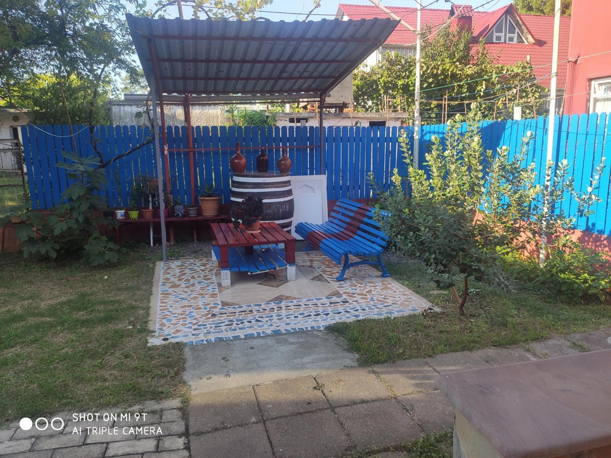 Guesthouse Mery Kobuleti Bagian luar foto