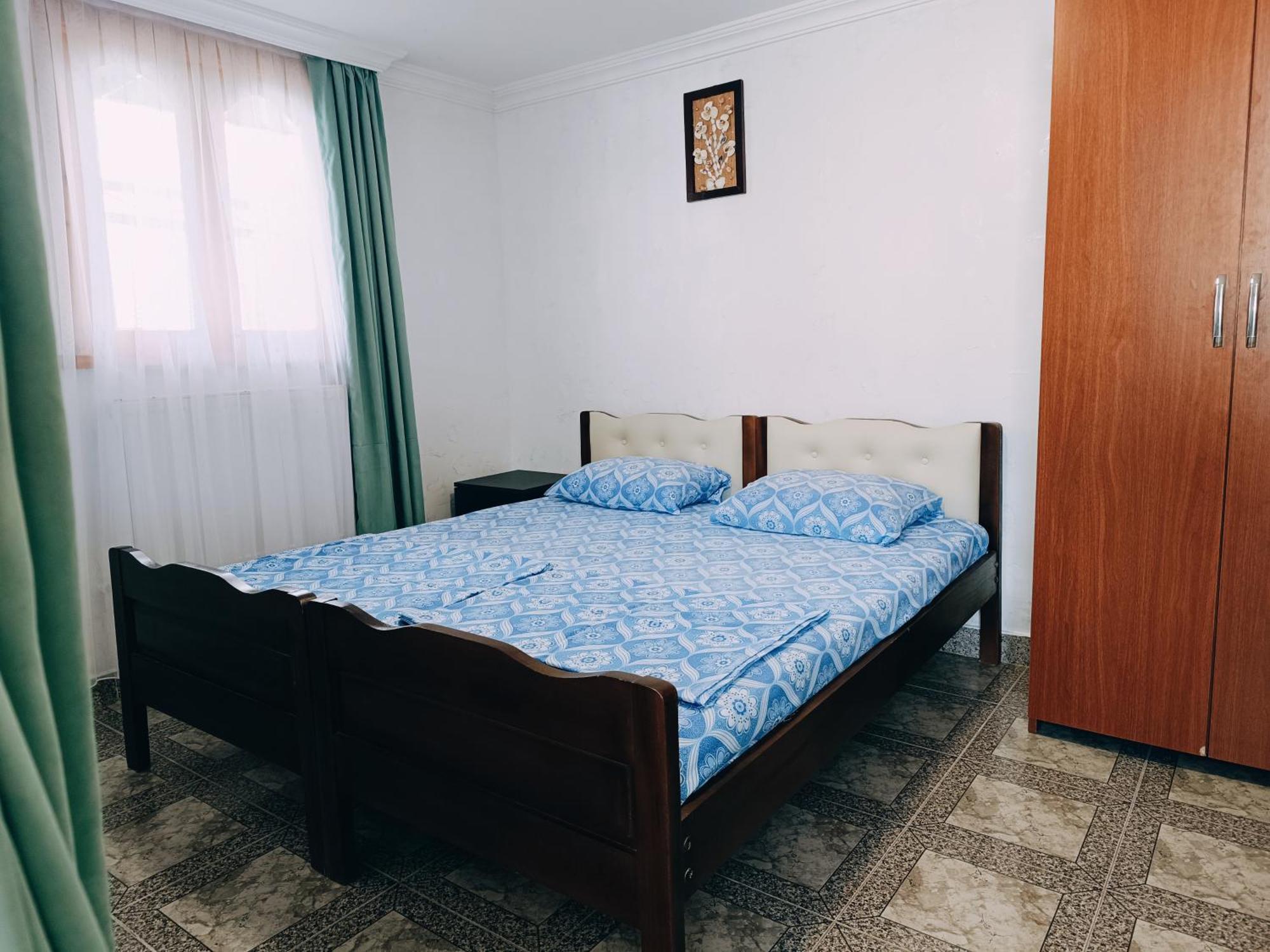 Guesthouse Mery Kobuleti Bagian luar foto