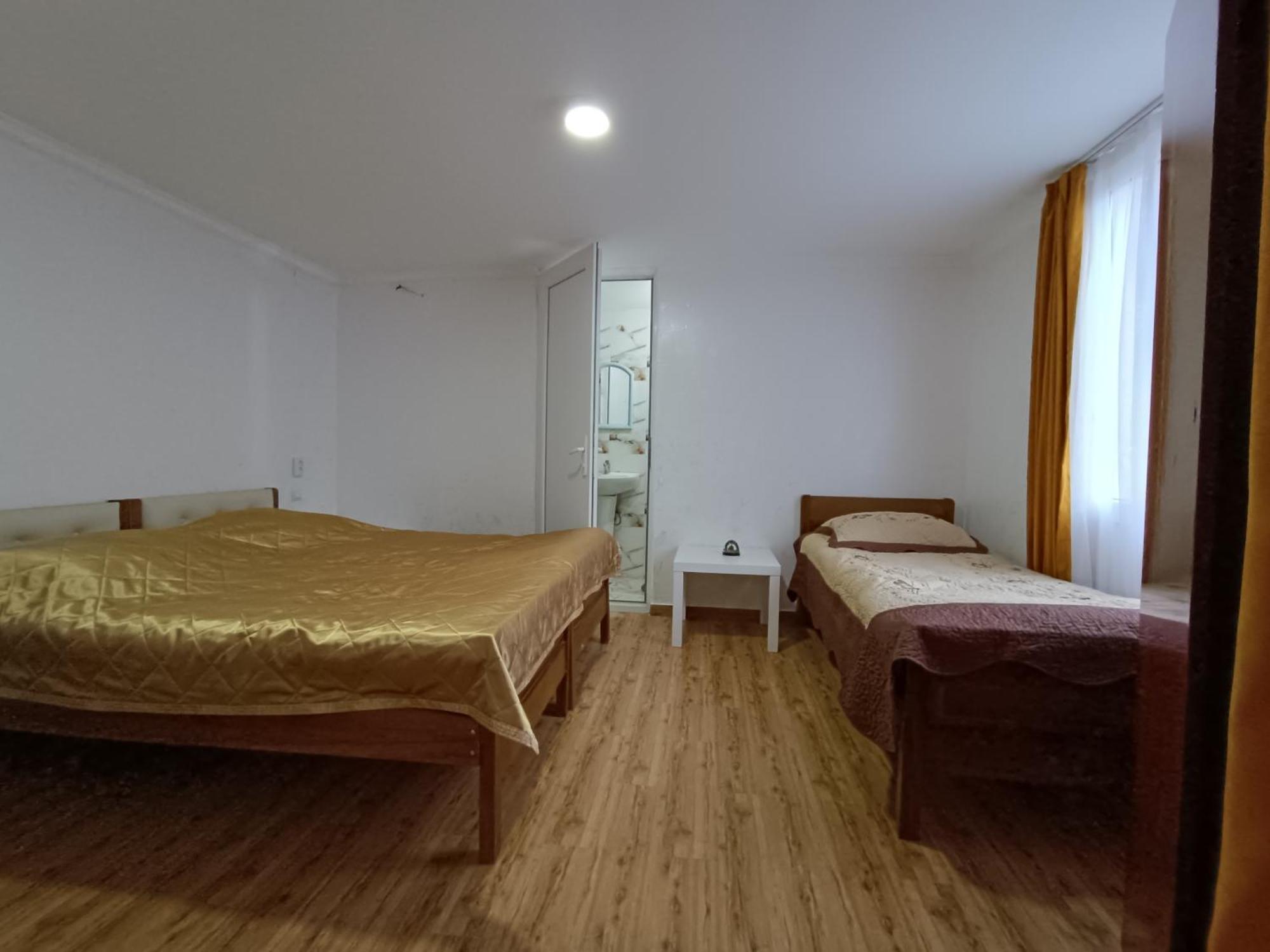Guesthouse Mery Kobuleti Bagian luar foto
