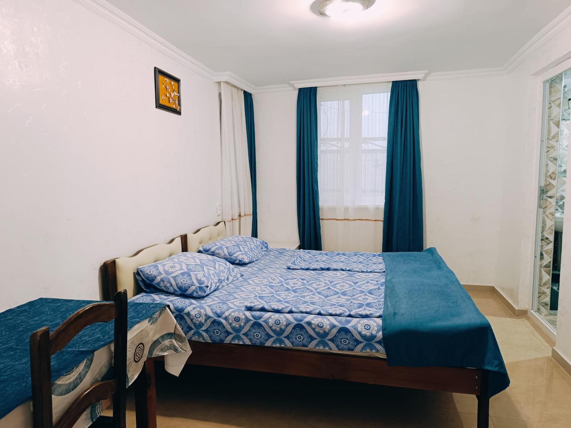 Guesthouse Mery Kobuleti Bagian luar foto